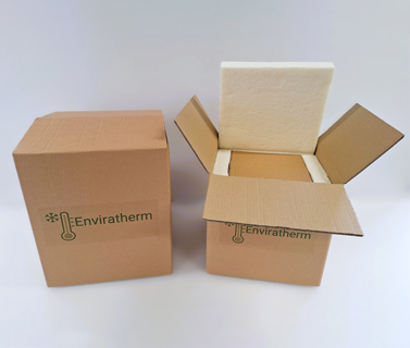 2 boxes showing the insulation with Enviratherm written on them