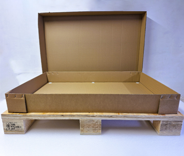 Image showing a bespoke cardbox on top of a pallet